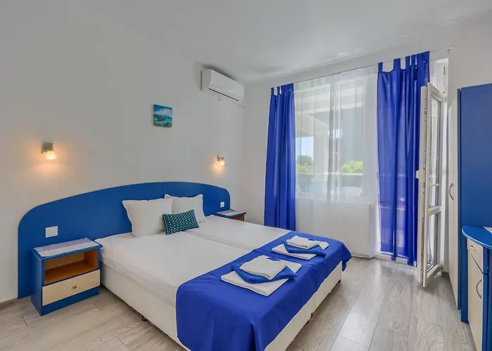 Siyanie Хотел Китен