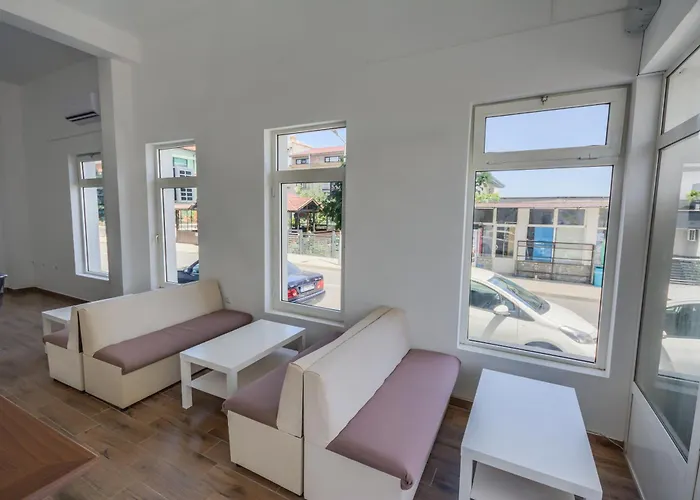 Siyanie Хотел Китен